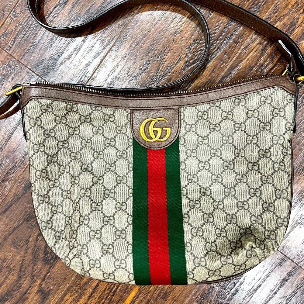 Ophidia GG crossbody (small) gently used.